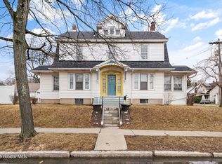 2500 15th St, Troy, NY 12180