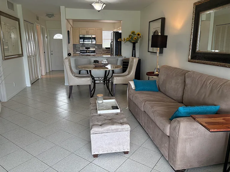 8900 Washington Blvd #Penthouse 12 — Photo 10