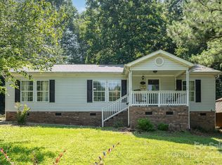 394 Link Dr, Iron Station, NC 28080