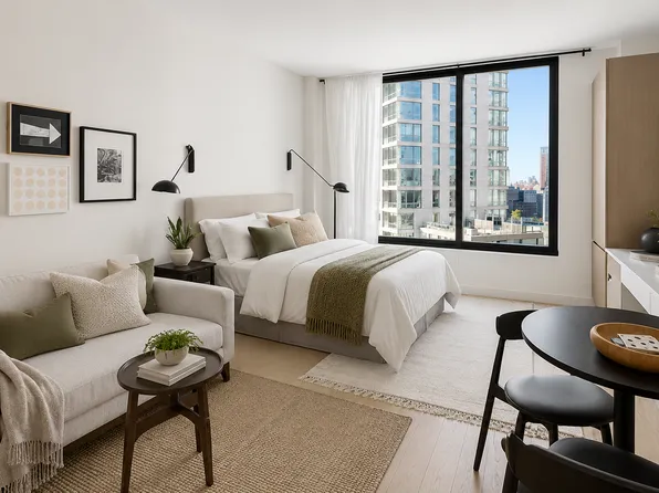 45-30 Pearson St, Long Island City, NY