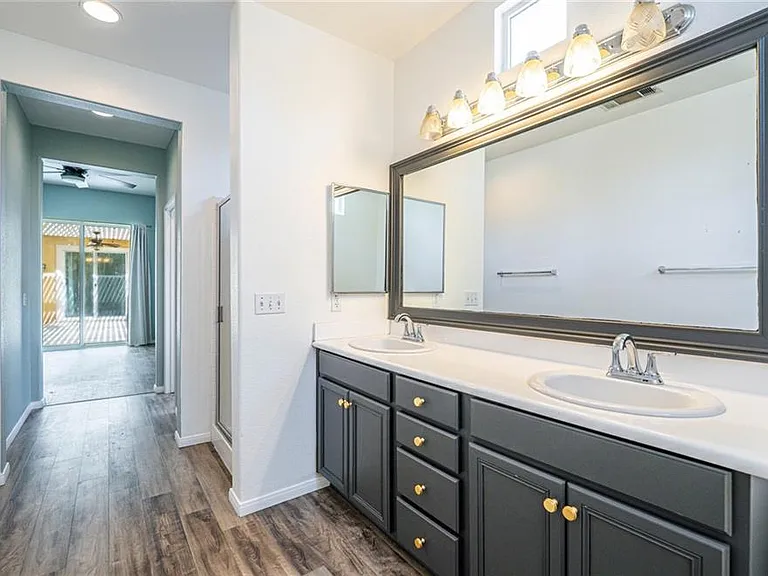 26345 Avenida Quintana — Photo 39