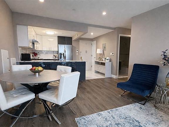 5th image of 4515 82nd St #W7a