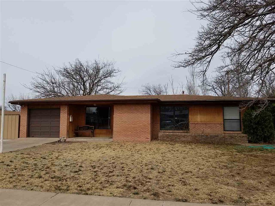 1st image of 807 S Heights Dr