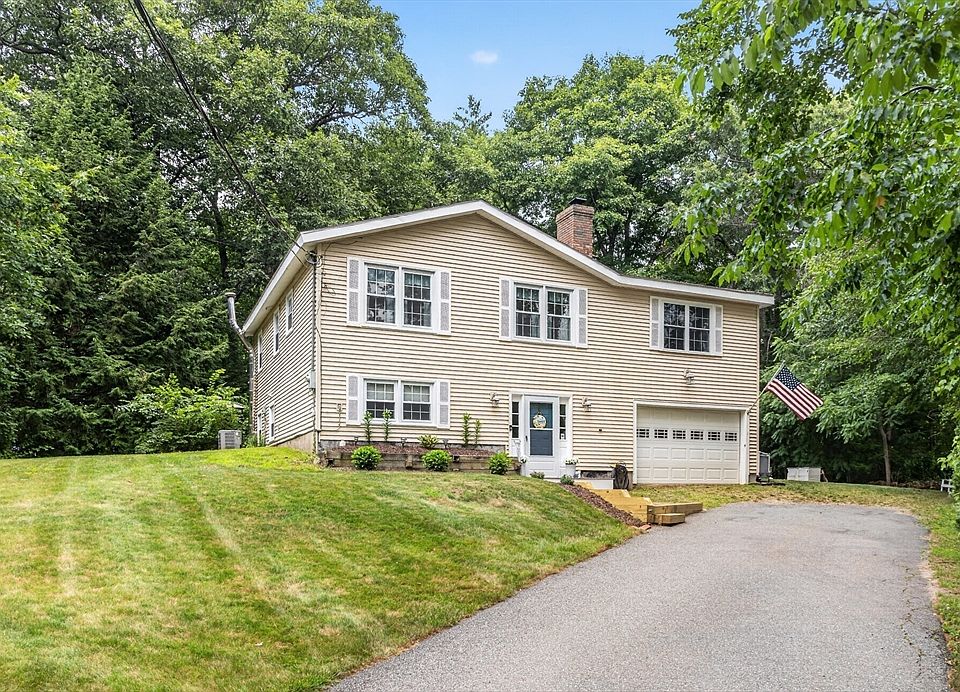 1st image of 165 Pepperell Rd
