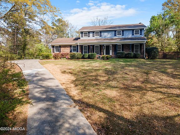 2nd image of 752 Malwood Dr