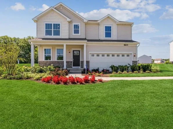 11259 Green Pl, Winfield, IN 46307