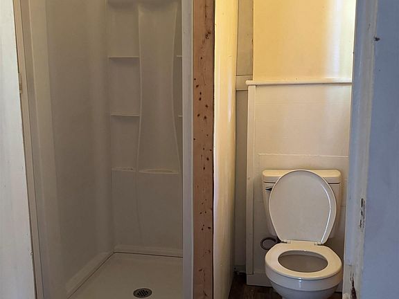 4th image of 4628 Avenue S