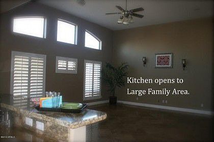 5th image of 3726 E Loma Vista St