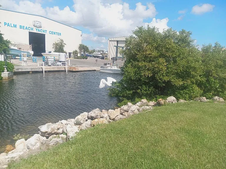 25 S Loafing St #25 — Photo 4