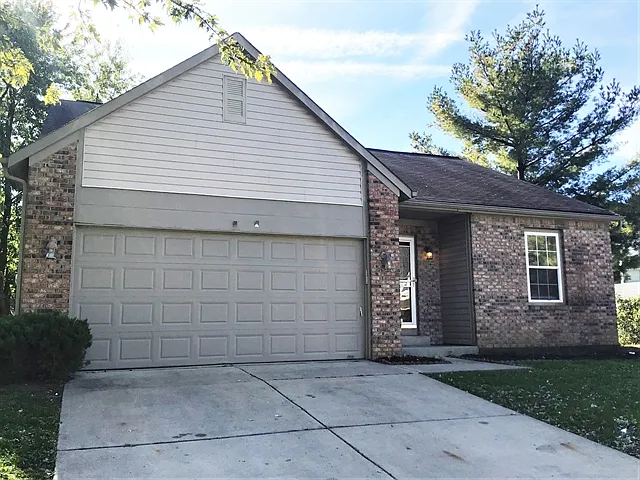 1409 Ripplewood Dr photo 1