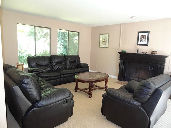 4th image of 1207 Sea Cliff Dr NW