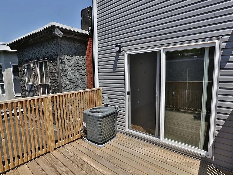 6 N 42nd St #2 — Photo 21