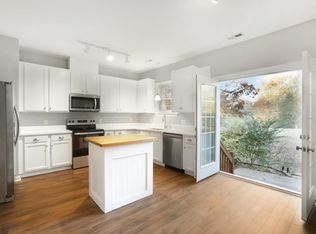 1909 Shadow Glen Dr, Raleigh, NC 27604