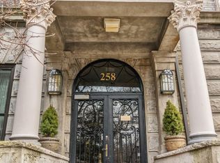 258 Barrow St APT 1C, Jersey City, NJ 07302