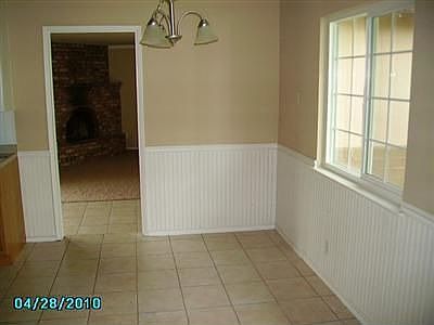 4th image of 5774 E Holland Ave