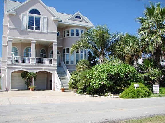 Waterfront Custom Stucco on 2 lots