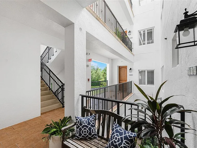 11100 Hacienda Del Mar Blvd #G-202 — Photo 5