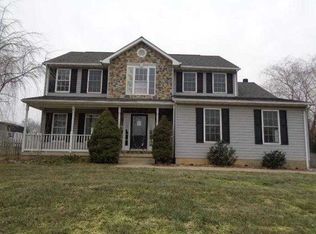 67 Dorchester Dr, Falling Waters, WV 25419
