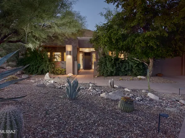 6439 N Desert Wind Cir, Tucson, AZ 85715