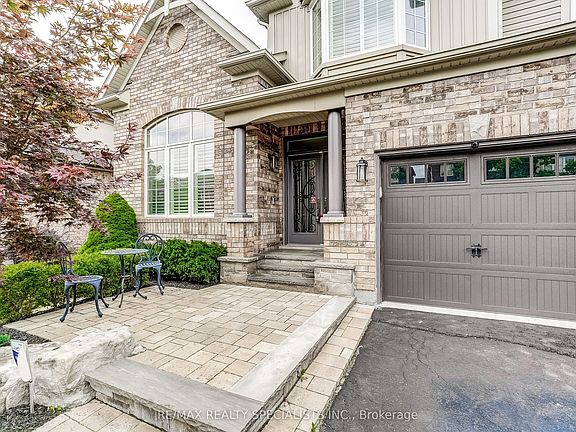 3rd image of 496 Cusick Cir