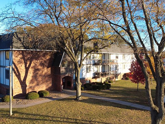 3rd image of 12300 N Brentfield Dr #204W