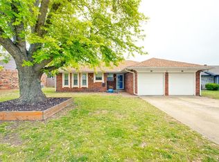 716 Markley Ln, Yukon, OK 73099