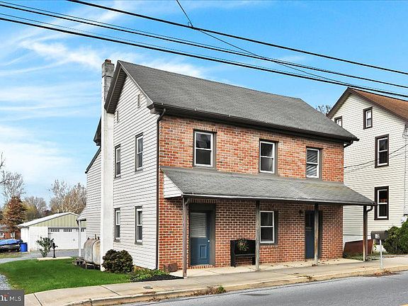 3rd image of 62 N Reamstown Rd