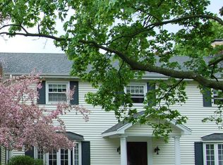 26W213 Durfee Rd, Wheaton, IL 60189