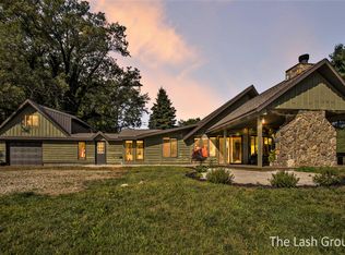 292 4th St, Plainwell, MI 49080