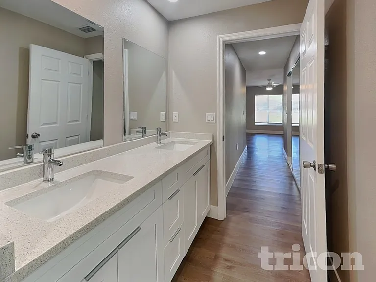 15476 Chamberlain Blvd — Photo 7