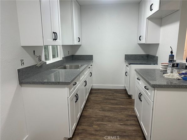 833-833 W 10th St #1