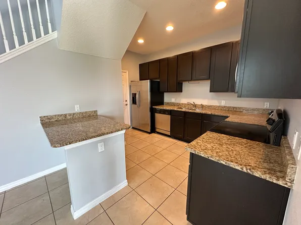2381 Seven Oaks Dr, Saint Cloud, FL 34772