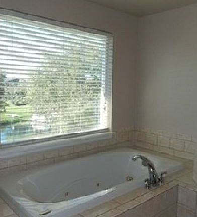 2nd image of 713 Lupine Dr S