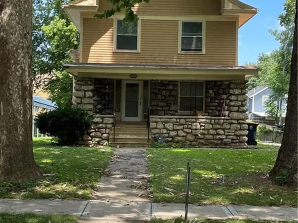 2922 Lockridge St, Kansas City, MO 64128
