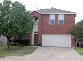 12805 Honey Locust Cir, Euless, TX 76040