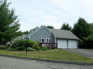 10 Chatsworth Rd, Granby, CT 06035