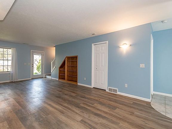 5th image of 221 Harbor Ridge Ln Unit 3