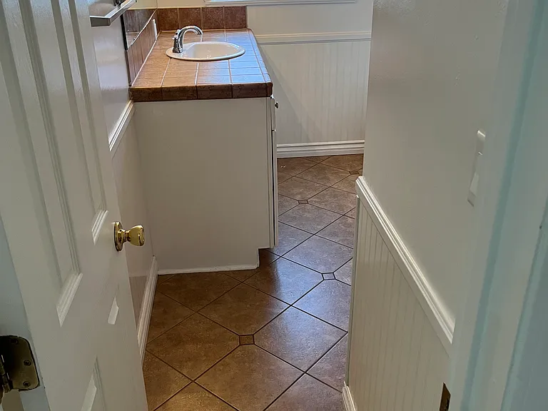 10148 Independence Ave — Photo 9