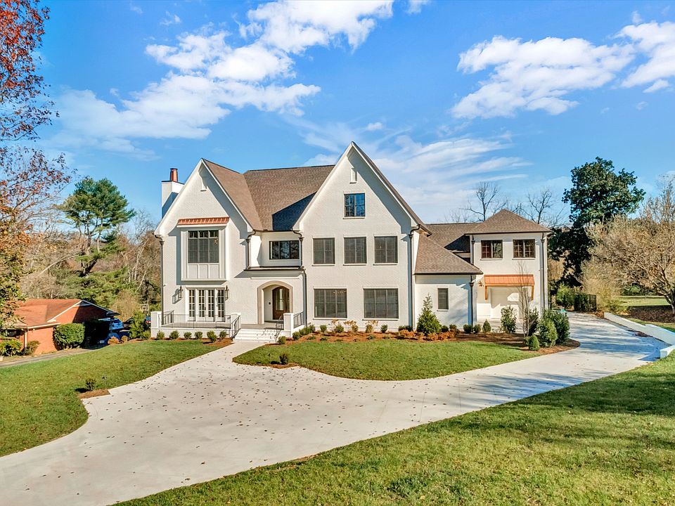 1st image of 724 Brownlee Dr