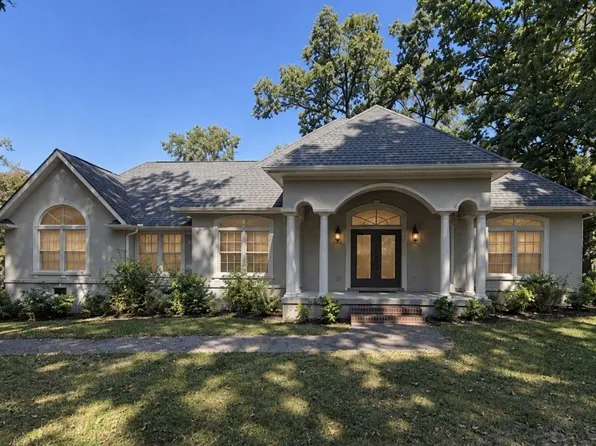 1313 Asbury Dr, New Johnsonville, TN 37134