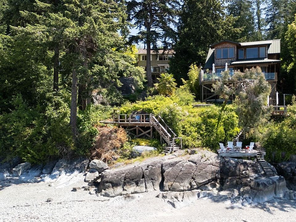 1st image of 8579 Redrooffs Rd