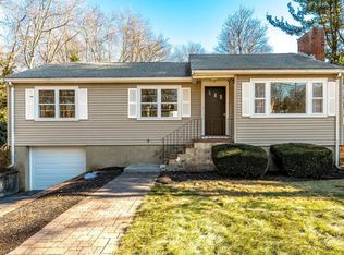 517 Pearl St, Reading, MA 01867