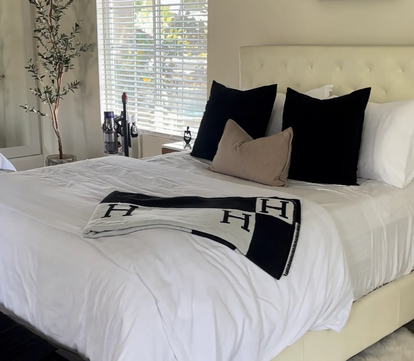 S Estate Dr, Orange — Photo 1