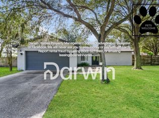 7613 Tuttle Ave, Sarasota, FL 34243