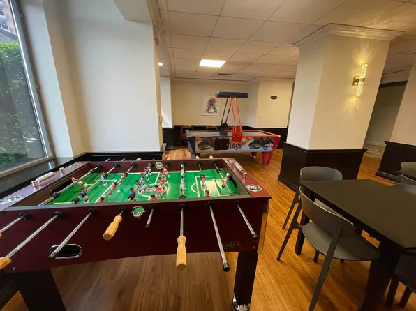 112-01 Queens Boulevard image 28 of 34