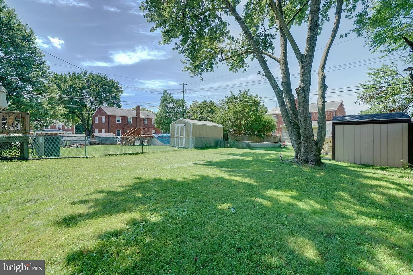 3 bed, 1.5 bath, 1520 sqft, $2,000 — Photo 2