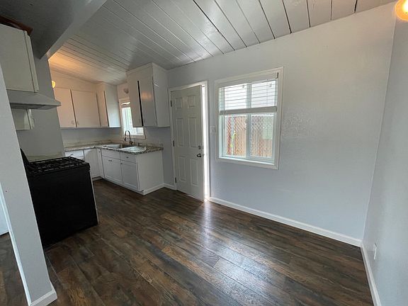 4th image of 1262 Palm St
