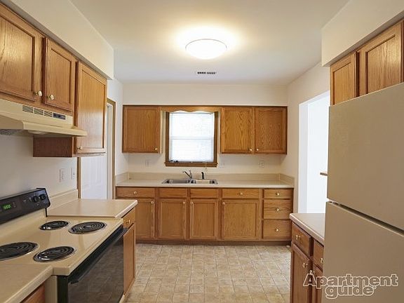 3rd image of 15 Cottonwood Loop