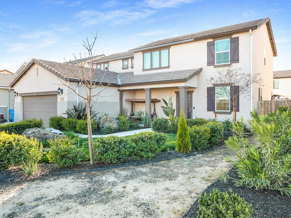 1st image of 74 Corona Dr