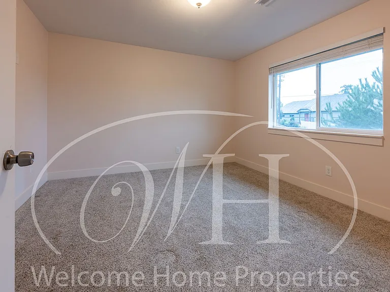 22 NE Hadley Way — Photo 25